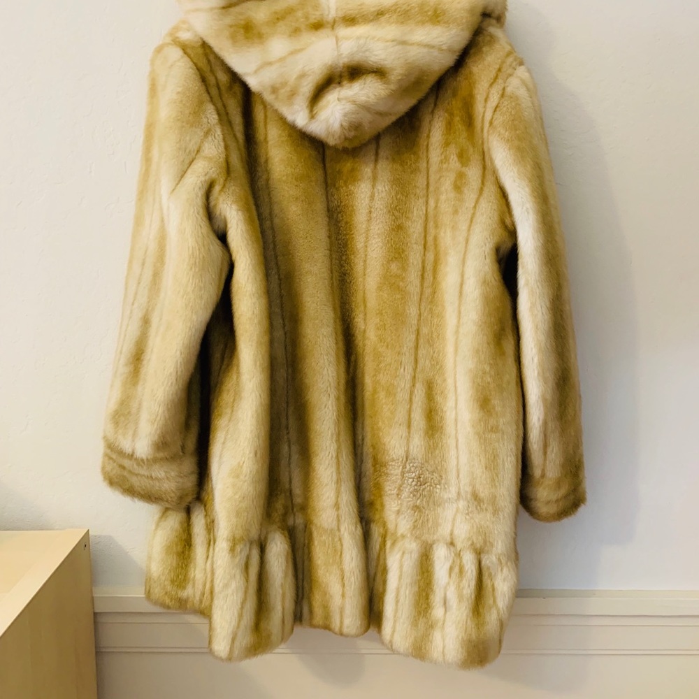 Balmain faux fur hooded coat - Picture 6 of 7
